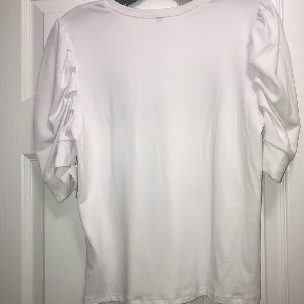 Super chic & fun top - Picture 3 of 6